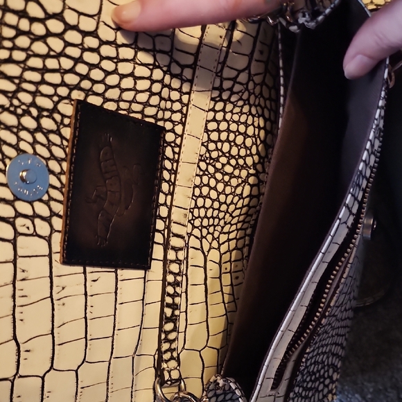 Freebird by Steven Cream Crossbody Bag with Textured Finish - Picture 3 of 4